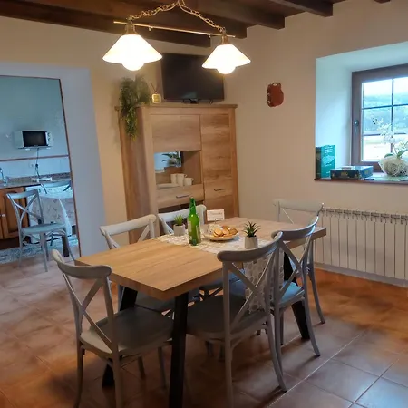 Casa De Aldea Misiego Rodiles Lägenhet
