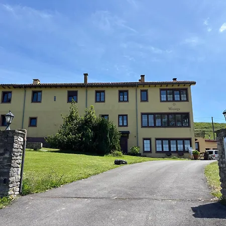 Casa De Aldea Misiego Rodiles